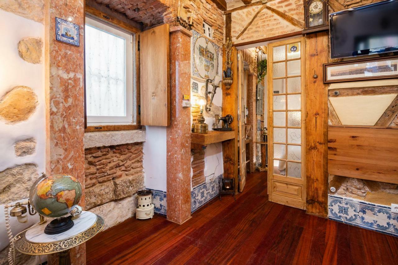 Romantic Medieval Apartment Lisabona Exterior foto