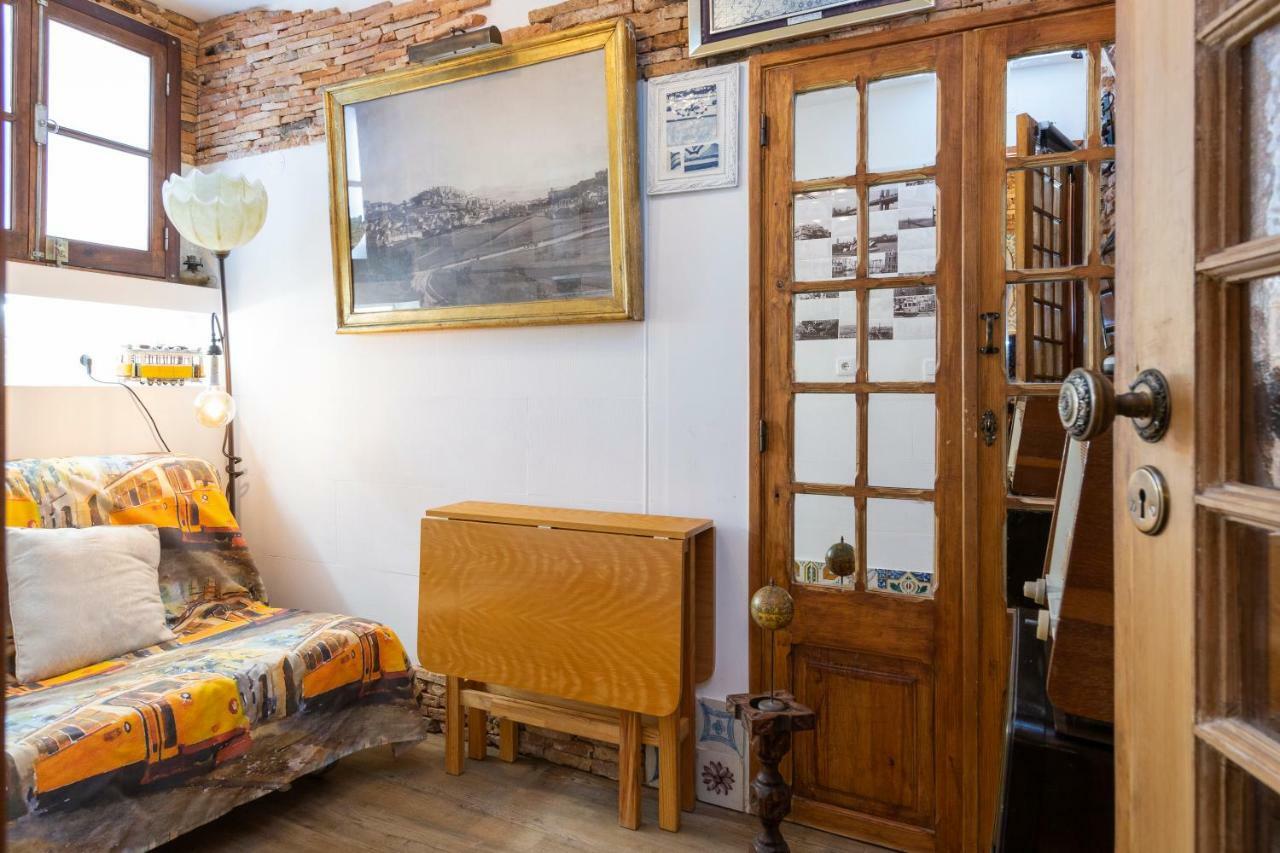 Romantic Medieval Apartment Lisabona Exterior foto