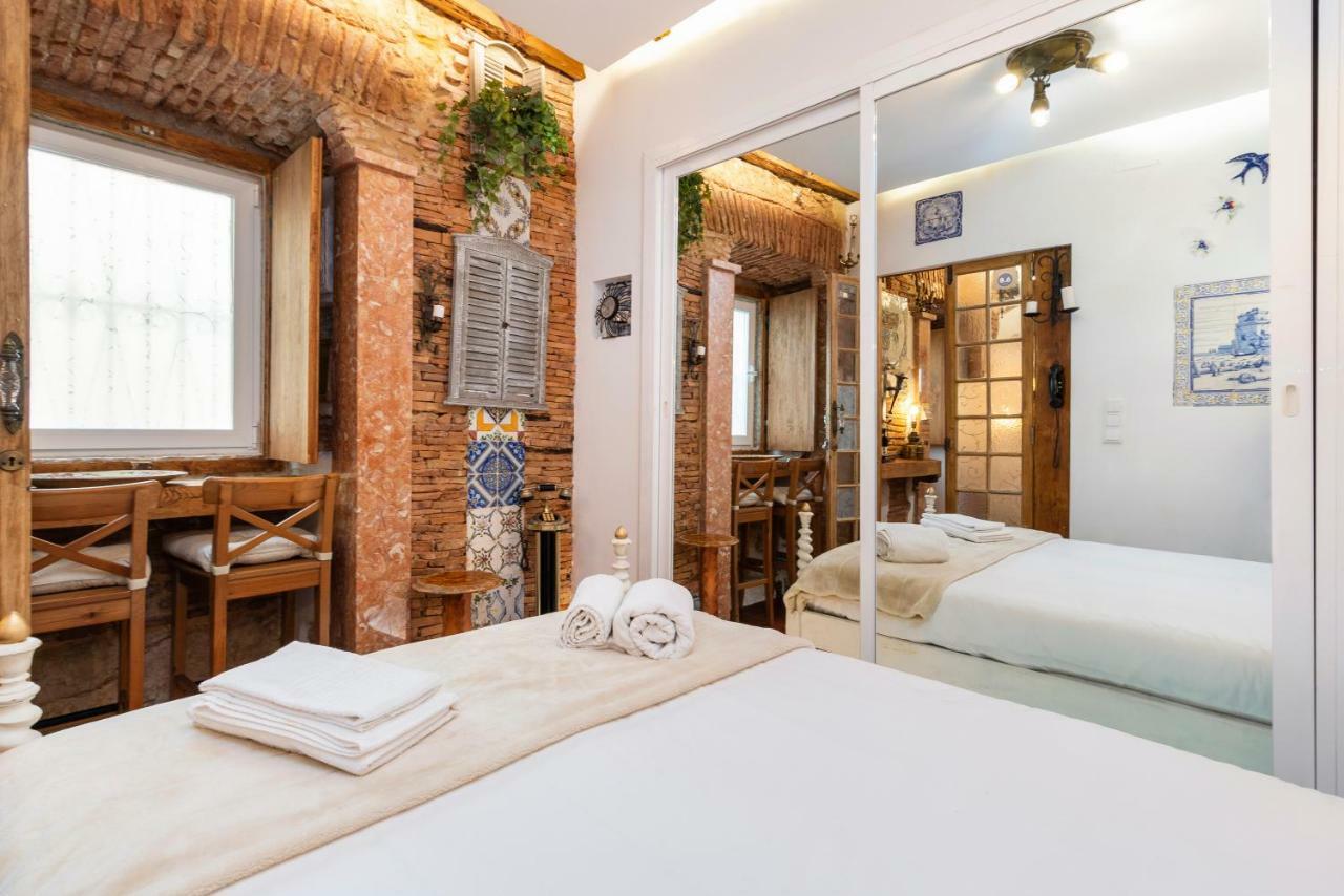 Romantic Medieval Apartment Lisabona Exterior foto